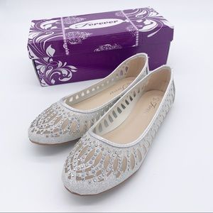 Forever Link Karra14 Glittering Sliver Flat US 6.5